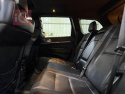 جیپ گراند شیرۆکی